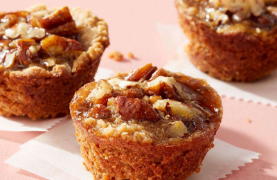 Pecan Pie Muffins in Bite-Sized Portions