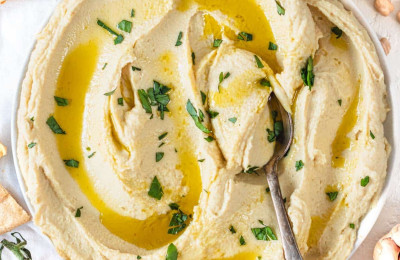 Tahini-Less Hummus