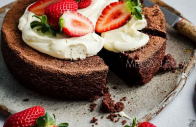 Instant Pot® Torta Caprese: A Flourless Chocolate-Almond Delight