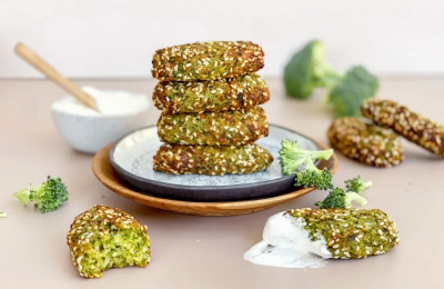 Cheesy Broccoli Tots