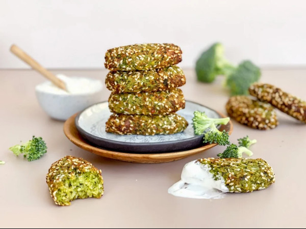Cheesy Broccoli Tots