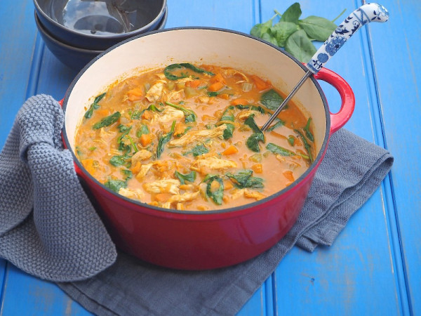 Flavorful Chicken Mulligatawny Soup