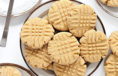 Effortless Cake Mix Peanut Butter Cookies