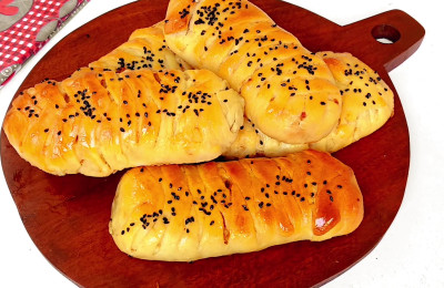 Chicken in a Bread Roll