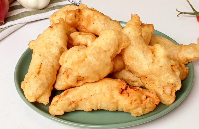 Crunchy Chicken Cakes