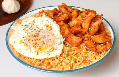 Spiced Chicken Noodle Delight