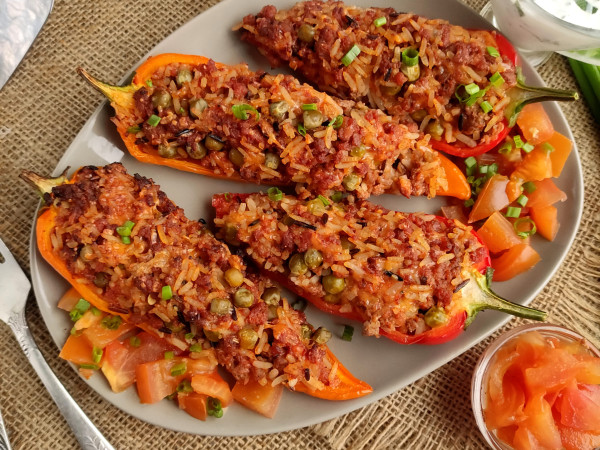 Peppers Stuffed with Taco Mixture