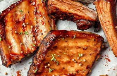 Sweet and Savory Pork Ribs in Teriyaki Sauce