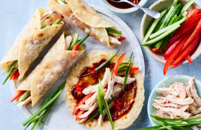 Chicken Stir-Fry with Mandarin Pancakes