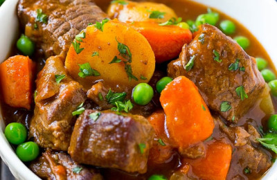 Savory Slow-Cooked Beef and Potato Stew
