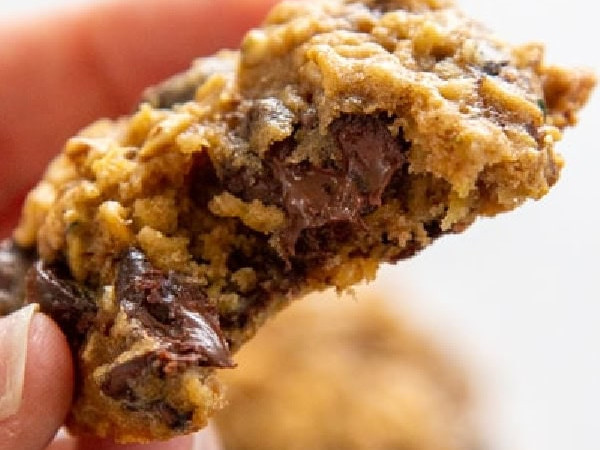 Chocolatey Zucchini Oat Bites