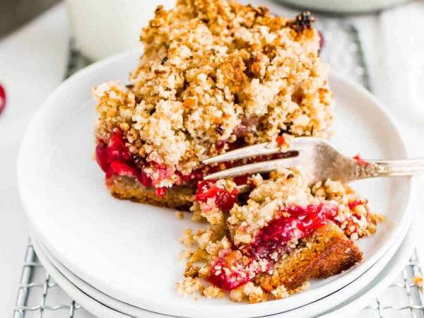 Keto Cranberry Crumble Squares