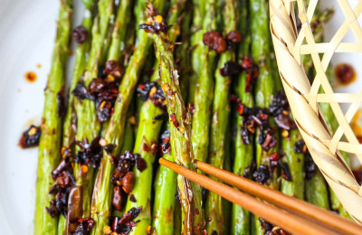 Air Fried Asparagus with Honey and Sriracha