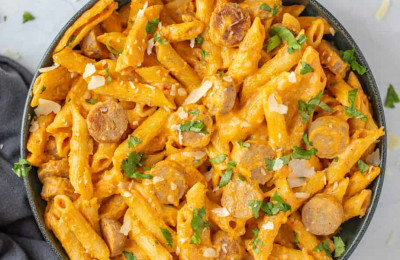 Cheesy Pasta with Pumpkin and Sausage