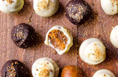 Pumpkin Spice Chocolate Truffles