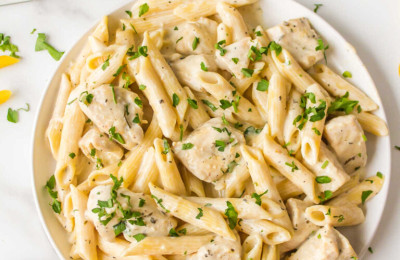 Creamy Alfredo Jerk Chicken from the Instant Pot®