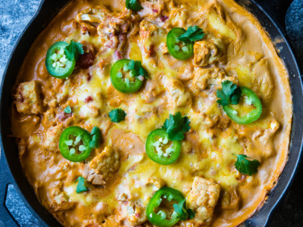 Low-Carb Casserole with Chicken and Chili