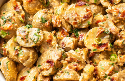 Delicious Bacon Potato Salad from Benno