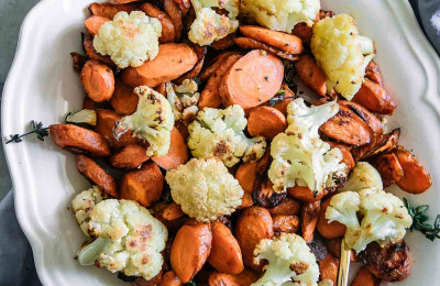 Oven-Baked Cauliflower and Carrots