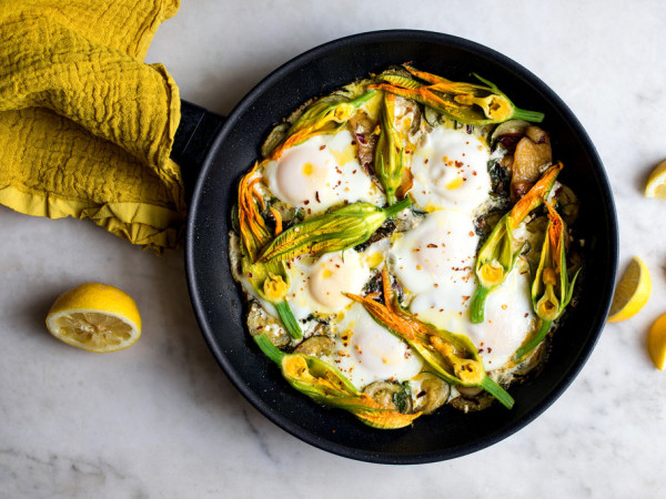 Eggs Scrambled with Zucchini and Feta