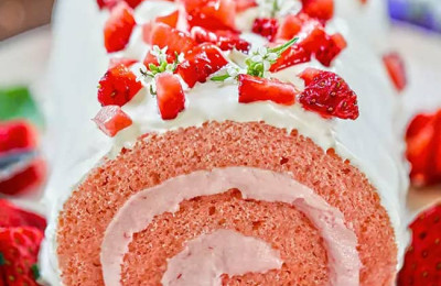 Luscious Strawberry Layer Cake