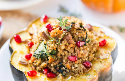 Quinoa-Stuffed Acorn Gourds
