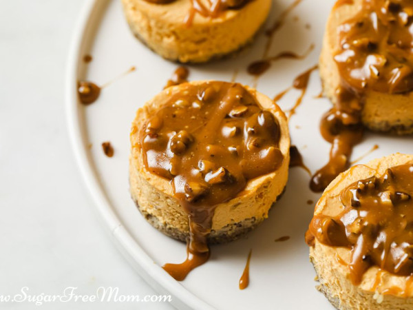 Pumpkin-Pecan Cheesecakes in Miniature for Keto
