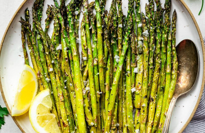 Asparagus in the Air Fryer with "Everything" Seasoning