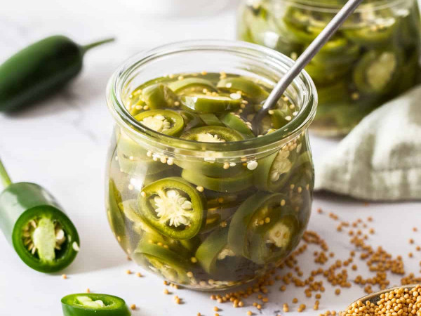 Jalapeño Peppers Made Easy with Pickling